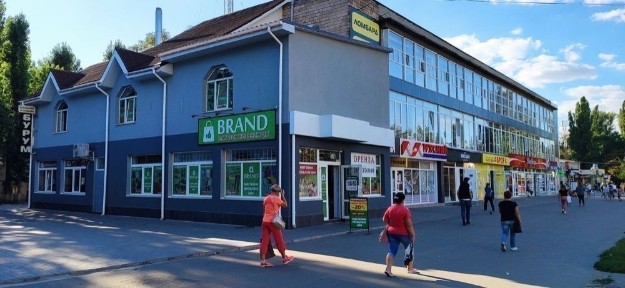 Приміщення по Лесі Українки, 18 біля зупинки»Аврора»