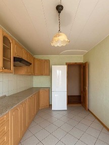 4-кімнатна квартира в центрі 15 мікрорайону