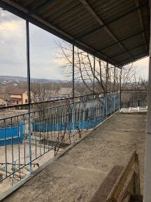 Продається гарний будинок з гарним розташуванням