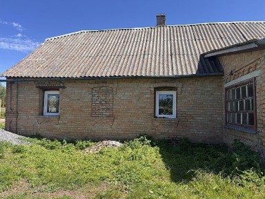 Продам будинок з великою земельною ділянкою!