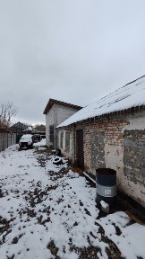 Дом на Гданцевке ул. Алексеенко 16 (возможно СТО).