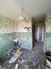 Продаж 2х кімнатної квартири під ремонт, район 7 вітр, авт. опалення.