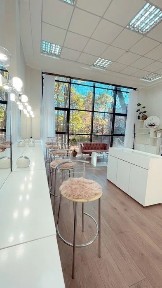 Студія краси в центрі міста, як готовий бізнес