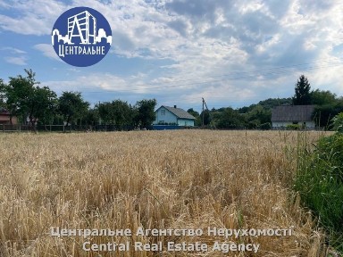 Будинок в мальовничому місці неподалік міста Чернівці