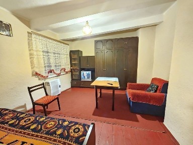 Здам частину будинку Центр