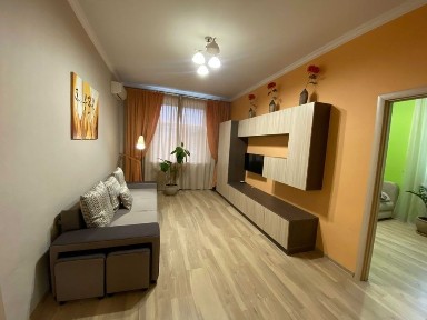 Шулявка Борщагівська 195/43 Продам 3к квартиру СТАЛІНКА