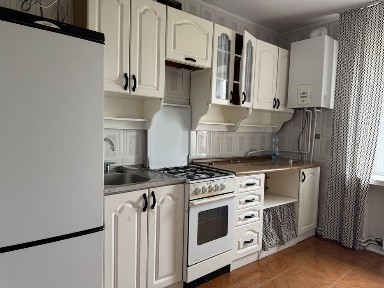 Продається 4 кім квартира і/о, підходить під єВідновлення