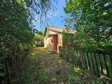 Продається частина будинку із земельною ділянкою в с Тетерівка