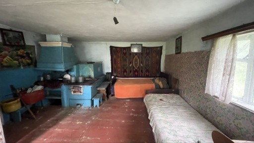 Продається деревяний будинок