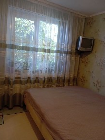 Продам 3х кімнатну чешку з автономкою на Соцмісті.