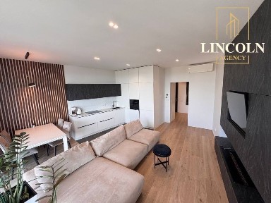 Продам видову 120м2 квартиру у ЖК <a href='/newbuilding/4746/view/zk-busov-hill'>Busov Hill</a>. Ексклюзив