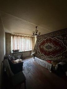 Продаю 2-кімнатну квартиру на 3-Занасипі