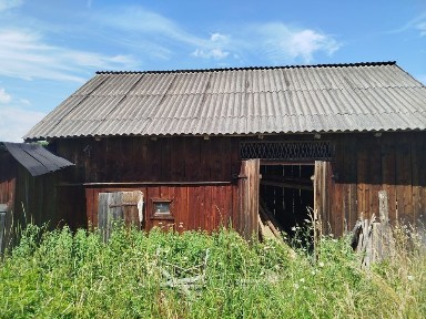 Будинок, земля в Карпатах, ліс, дорога для легкових авто