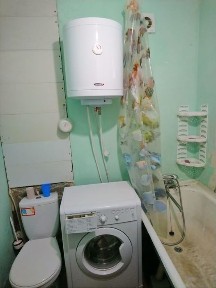 Продам свою 1 к квартиру в пгт. Хлебодарськое