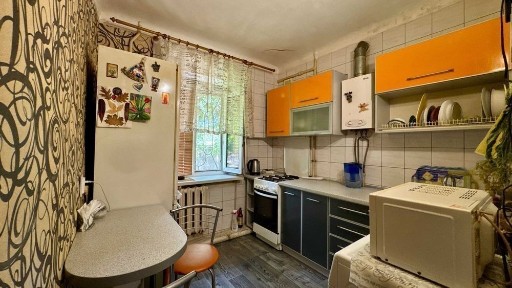 Продаж 3к кв. 55 м2. Космет. ремонт. Поділ. №16629