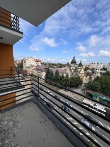 Здана 2-кім Незалежності