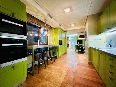 Київ, Голосіївський, просп. Голосіївський 60