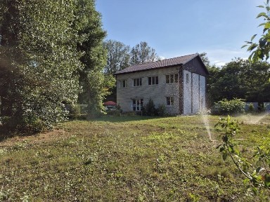 Будинок біля води. Можливий продаж по сертифікату єВідновлення