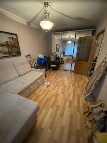 1 кім в ЦЕГЛІ з КОСМЕТИКОЮ район НАГОРКА (715584)