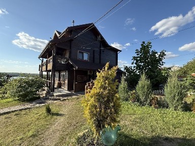 Оренда гостьових будинків с Баловне