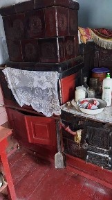 Продаю жилий будинок з комунікаціями в с. Поточище