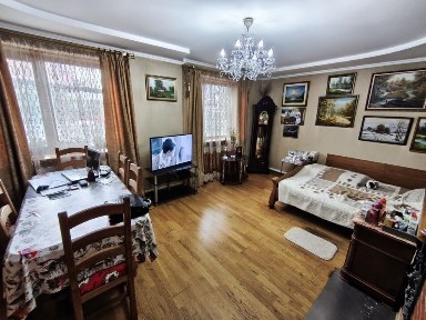 Продаж будинку в селі Геронимівка. Будинок в передмісті Черкас.