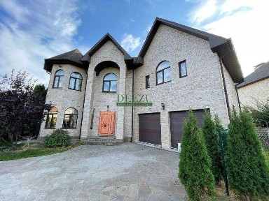 Київська область, Нові Безрадичі