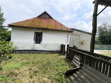 Продам милий будинок в Кочерові, по Житомирський трасі 93 км