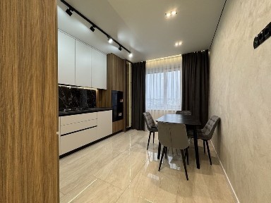 Новинка! Укоплектована 1 кім поруч Арсену та Епіцентру!