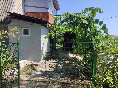 Продаж - приваблива житлова дача в с. Вільне Самарівського району