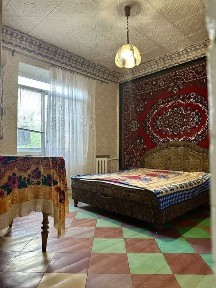 2-х « зуп Сурікова», сталінка, 2/2 все окремо, лоджа, балкон