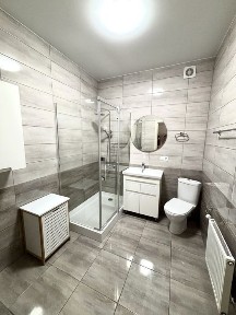 Продаж 1/2 будинку