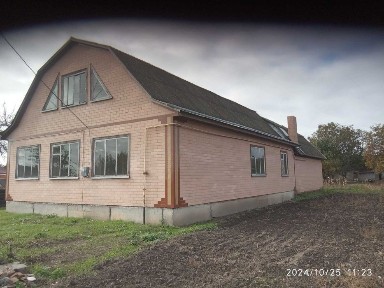 Продаеться будинок