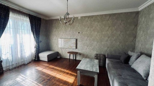 ТОП 2-кімн сталінка в повній комплектації Соцмісто