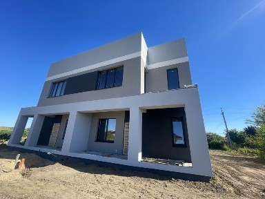 Котедж-двоян на Щасливому