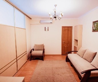 1к. кв- 700 грн, центр, ВІД 3-х діб.