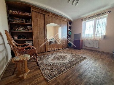 Продаж будинку в елітній локації з басейном та лазнею (ост. Розвилка)