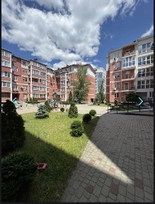 Продам 2 комнатную квартиру Левый -3. Олимпийский! Донецкое шоссе!