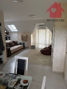 Продаж трикімнатної квартири по вул. Шолтеса