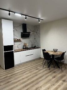 Оренда житла з гаражем подобово