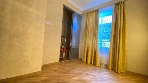 Продається елітна квартира в центрі. Парк. Озеро. Австрійський люкс.