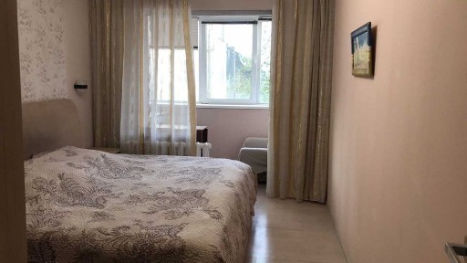 Хмельницький, Прибузька 36