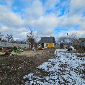 Продаж дачі по вул. Сухоярська.