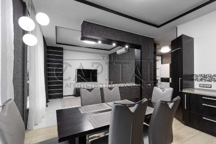 вулиця Андрія Верхогляда, мікрорайон Чорна Гора, район Печерський, Київ, метро Звіринецька (Дружби народів), вул. Андрія Верхогляда 14