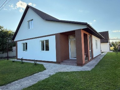 Новий будинок біля лугу з банею с. Будище- 20 хв до Черкас
