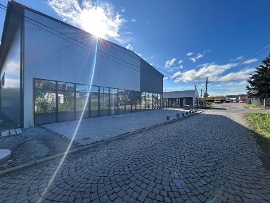 Комерційне приміщення в Оренду! 181 кв. м.