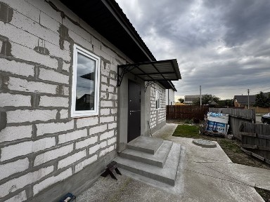 Продам газифікований одноповерховий будинок в Микуличах !