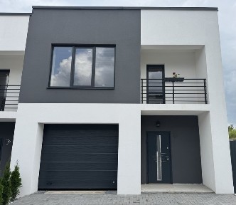 Котеджі з гаражем