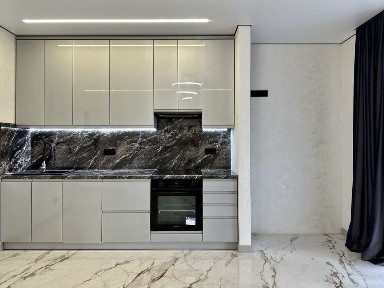 Продаю 1кім квартиру з ремонтом з власною земельною ділянкою 74м2