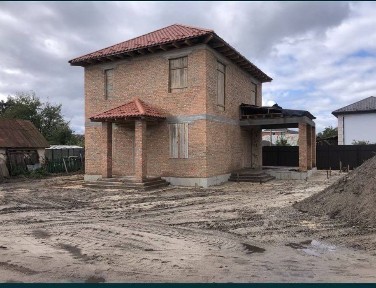 Будинок в Мощуні